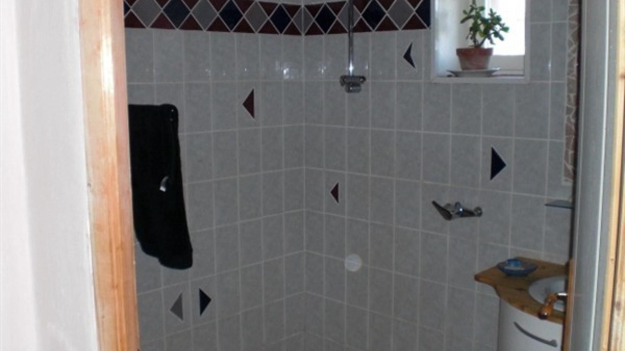 Photo of Bathroom in Chenay-le-Chatel