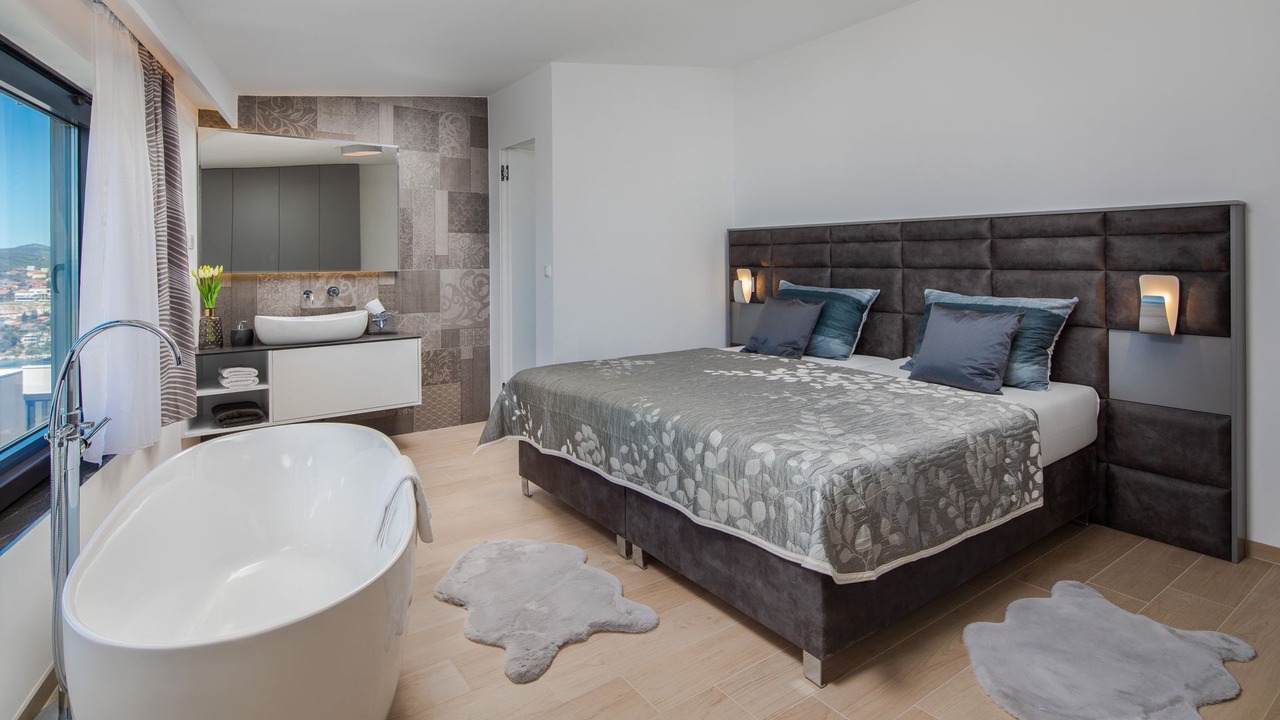 Photo of Bedroom in Okrug Gornji