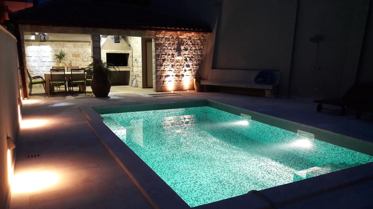 Photo of Outdoor in Pile