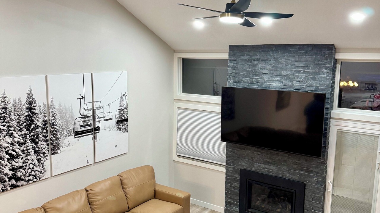 Photo of Livingroom in North Park City