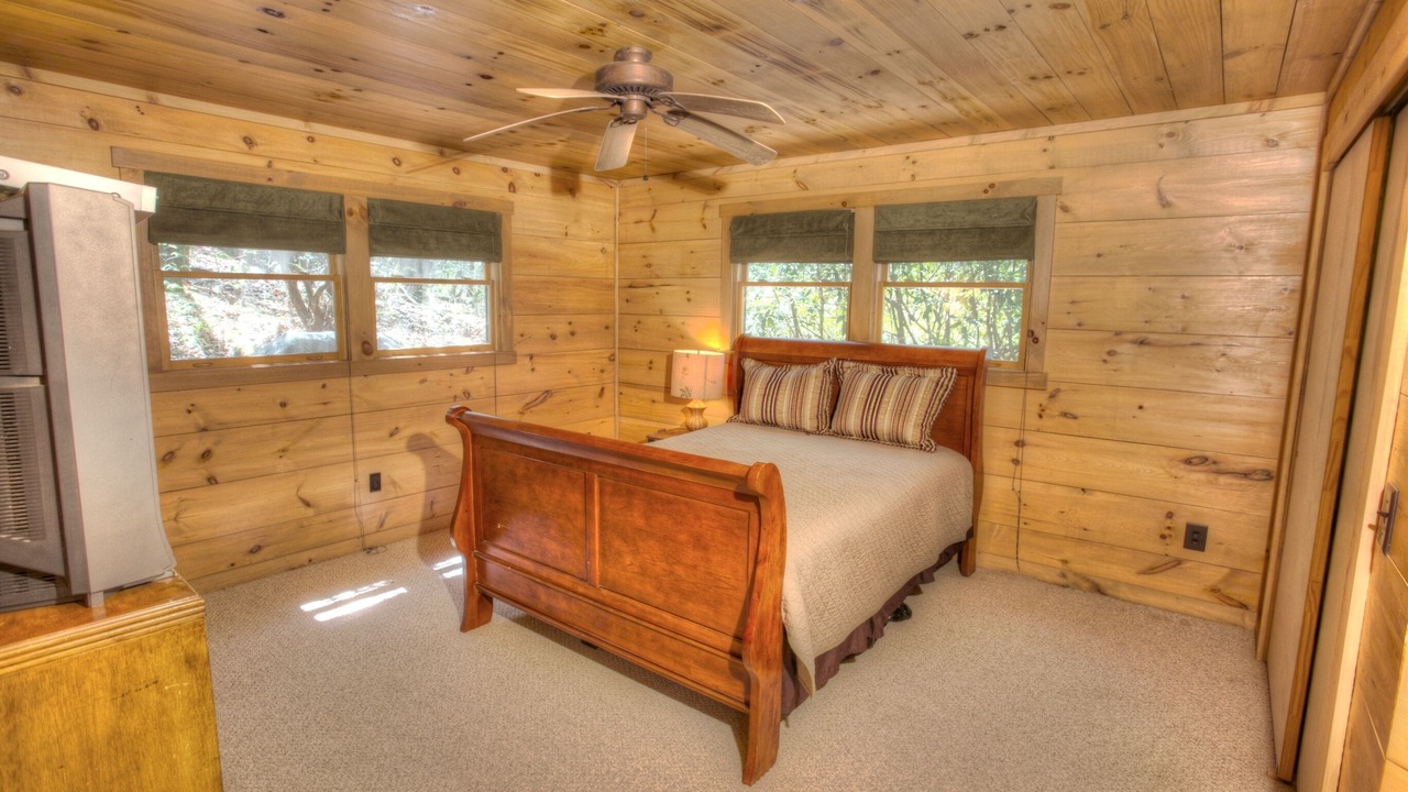 Photo of Bedroom in Wiley
