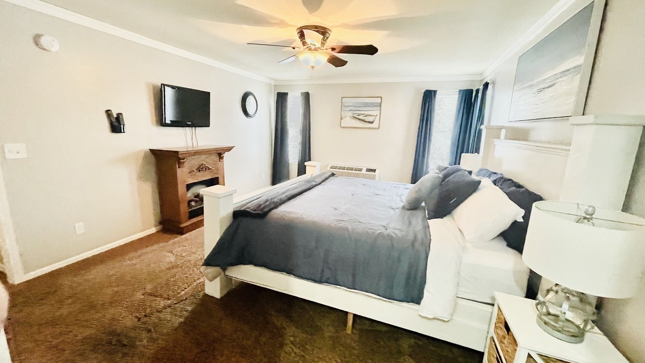 Photo of Bedroom in Osage Beach