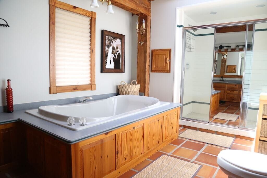 Photo of Bathroom in The Galena Territory
