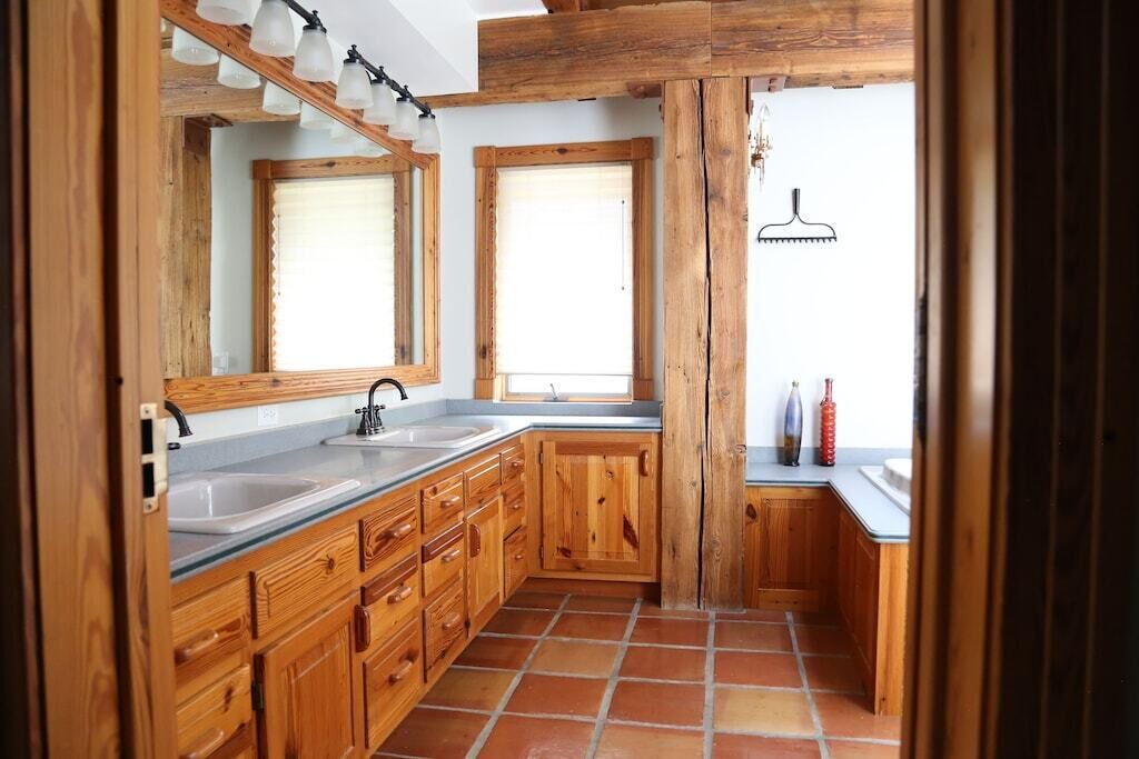 Photo of Bathroom in The Galena Territory
