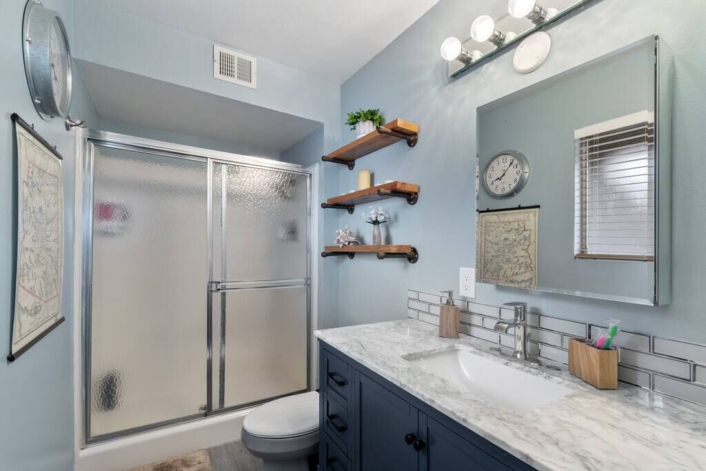 Photo of Bathroom in Healy's Dutchtown