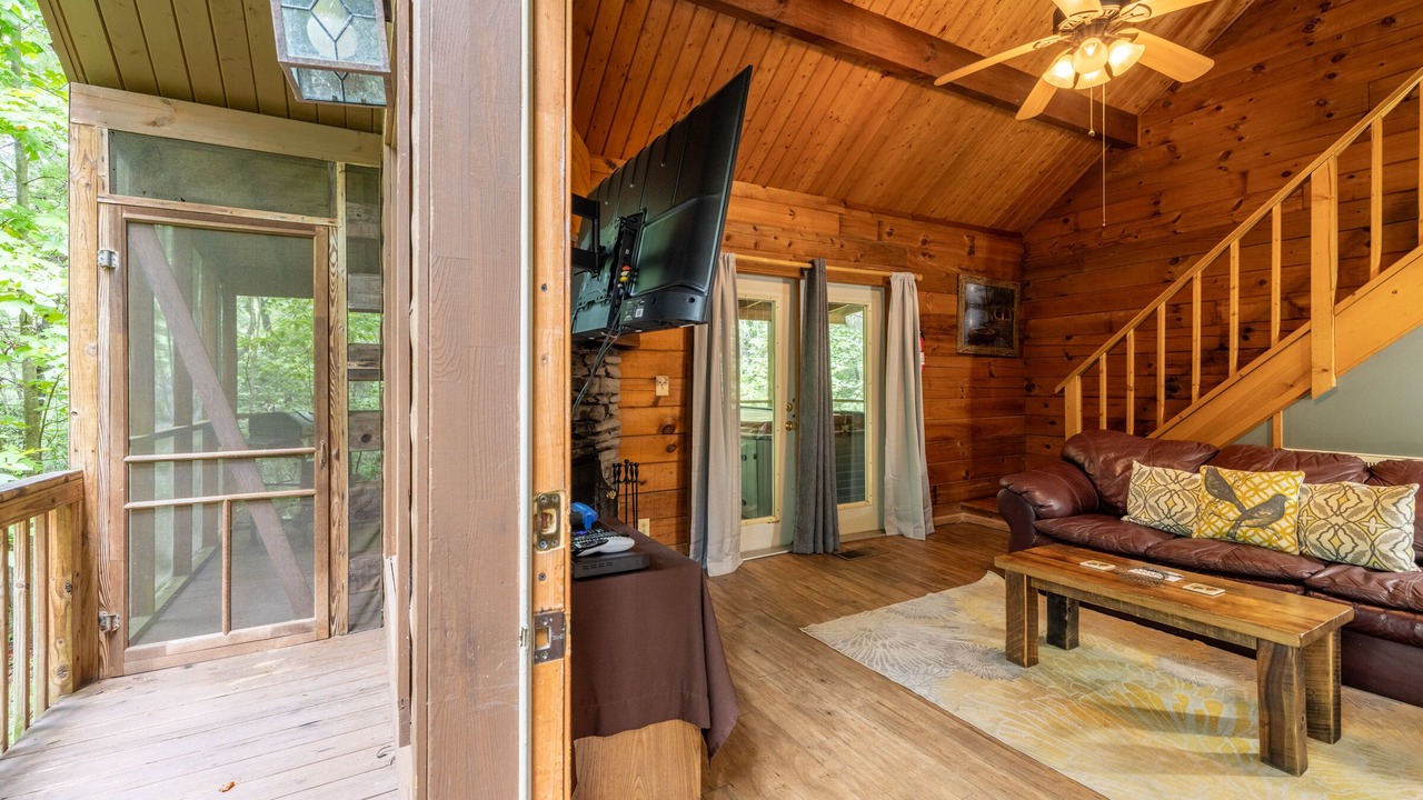 Photo of Livingroom in Sautee Nacoochee