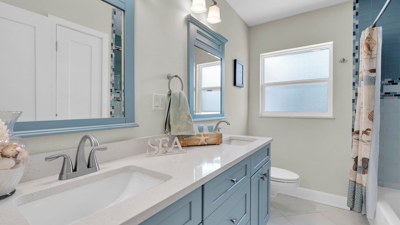Photo of Bathroom in Shore Acres