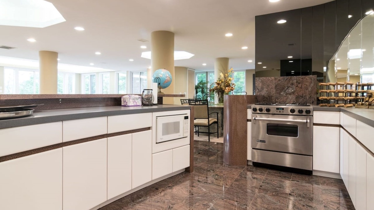 Photo of Kitchen in West Bloomfield