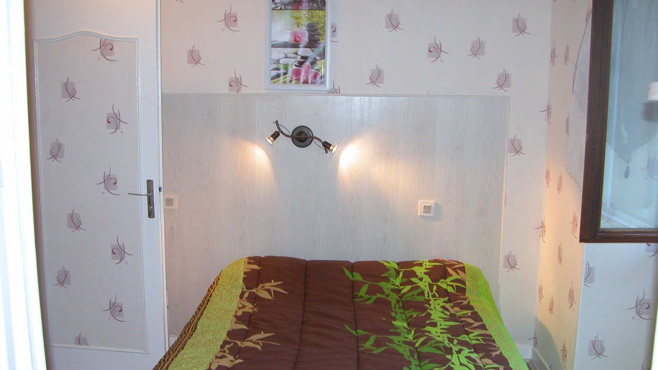 Photo of Bedroom in Neris-les-Bains