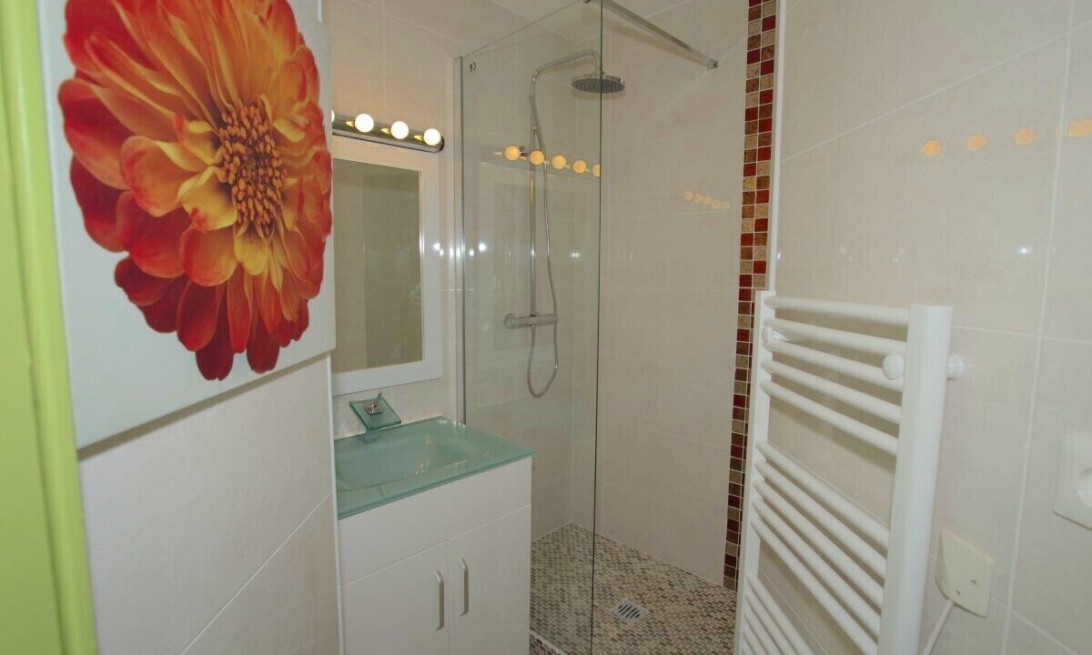 Photo of Bathroom in Le Barcares