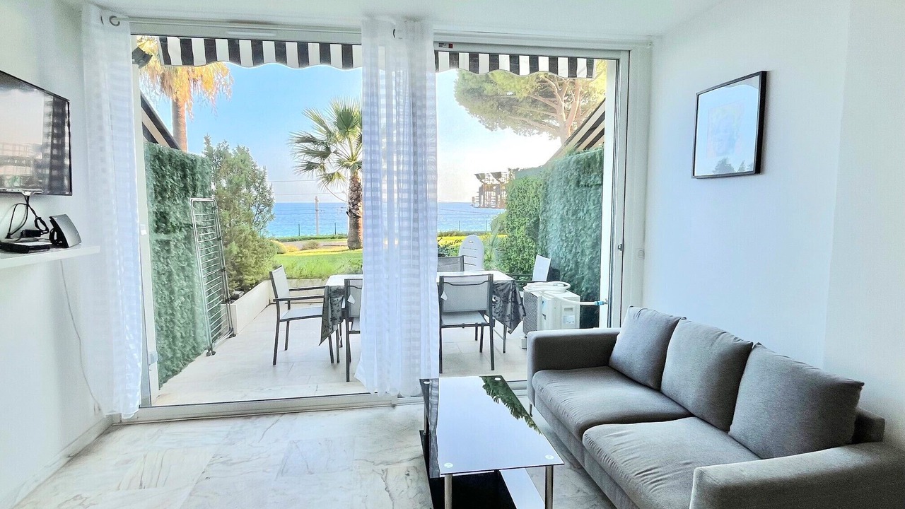 Photo of Livingroom in Cannes La Bocca