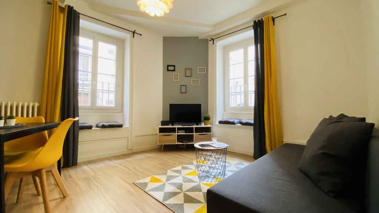 Photo of Livingroom in Clermont Ferrand City Centre