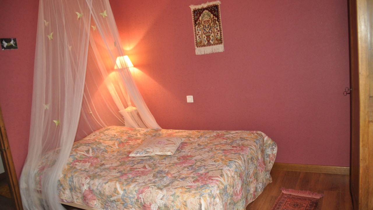 Photo of Bedroom in Puybegon