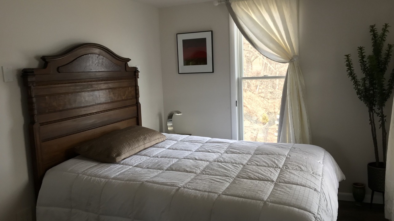 Photo of Bedroom in Hammondsport