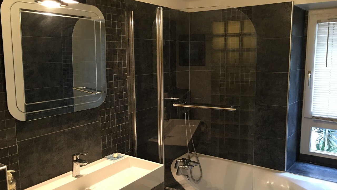 Photo of Bathroom in Gaillon