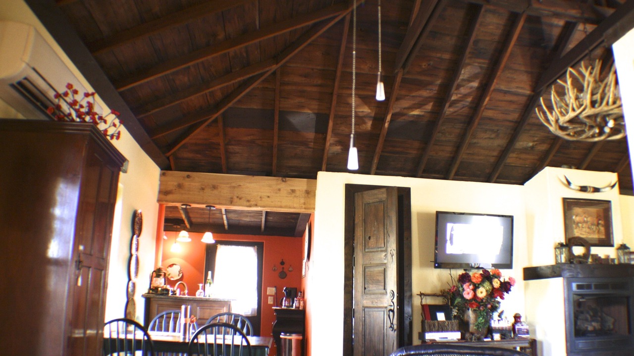 Photo of Livingroom in Medicine Park