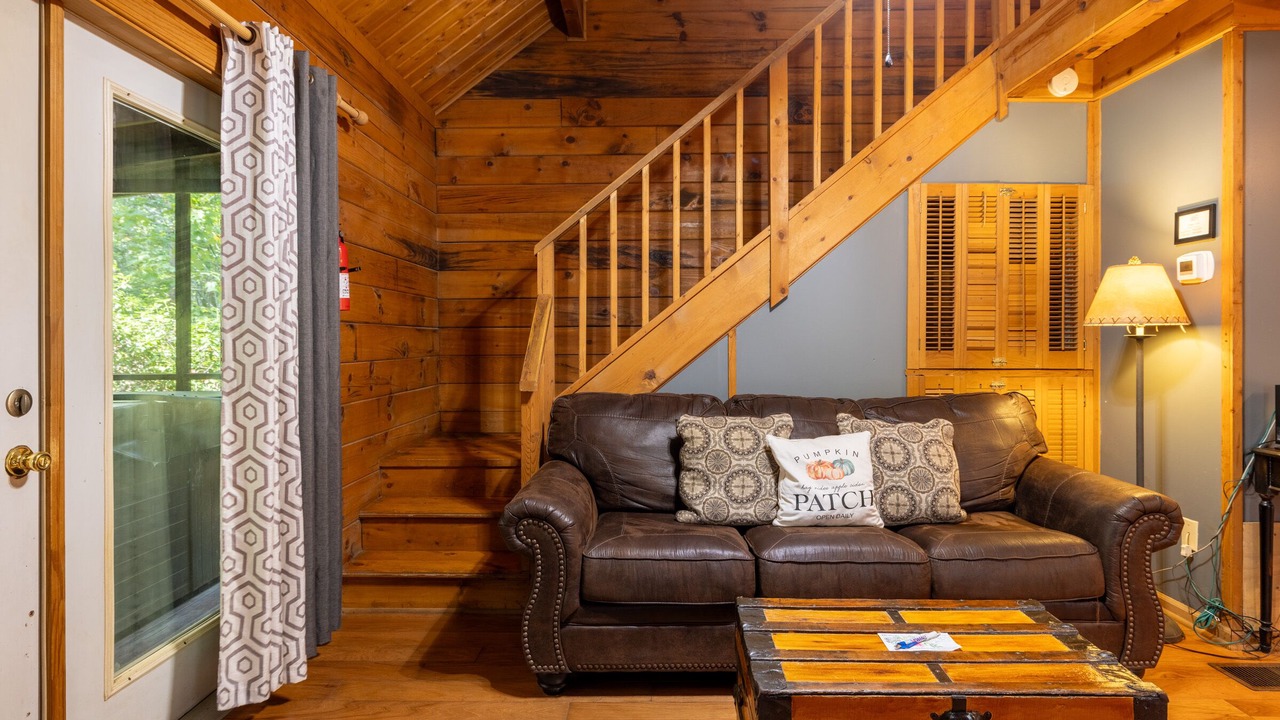 Photo of Livingroom in Sautee Nacoochee