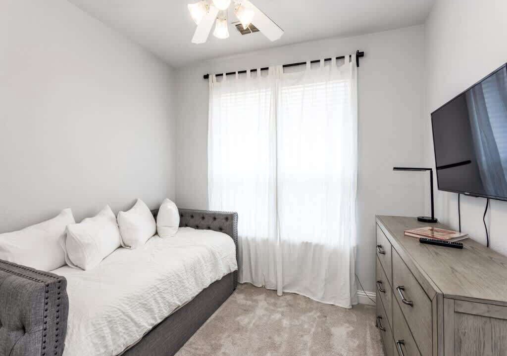 Photo of Bedroom in Legacy Park
