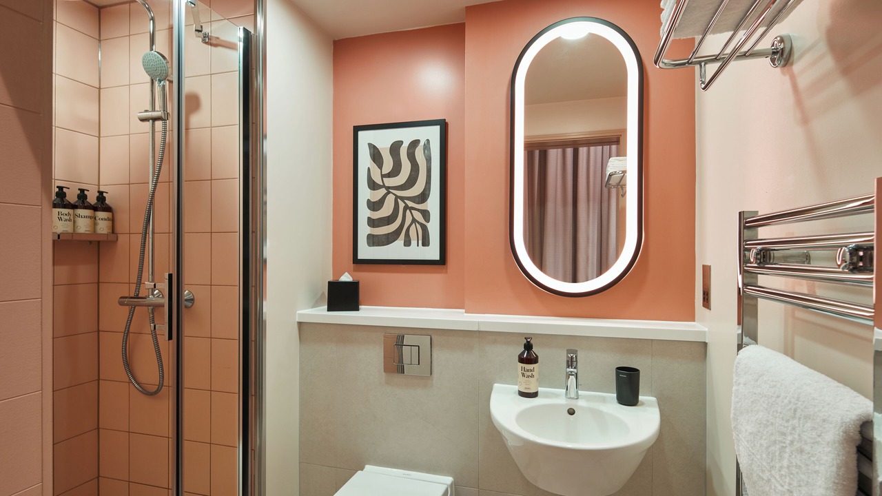 Photo of Bathroom in Dowgate