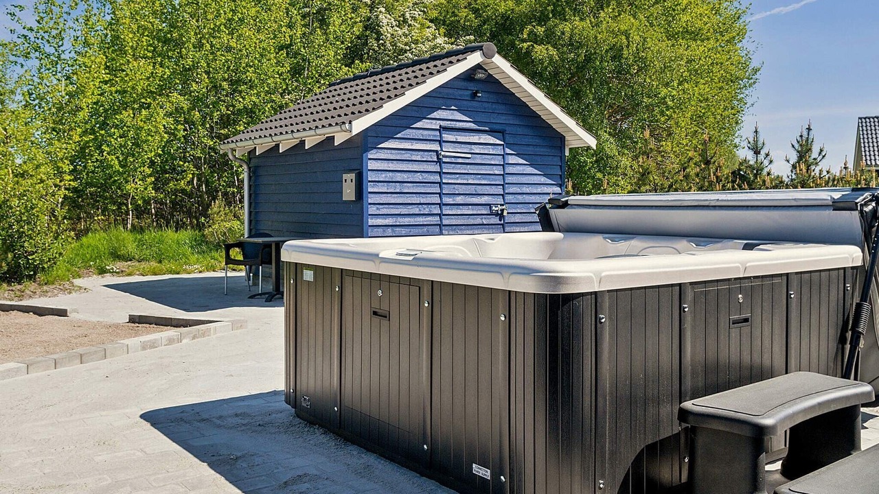 Photo of Outdoor in Bøtø By
