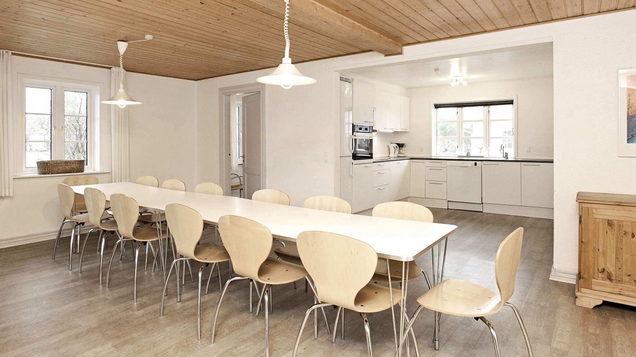 Photo of Others in Ho