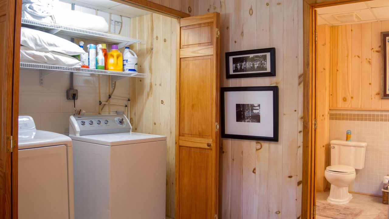 Photo of Bathroom in Newland