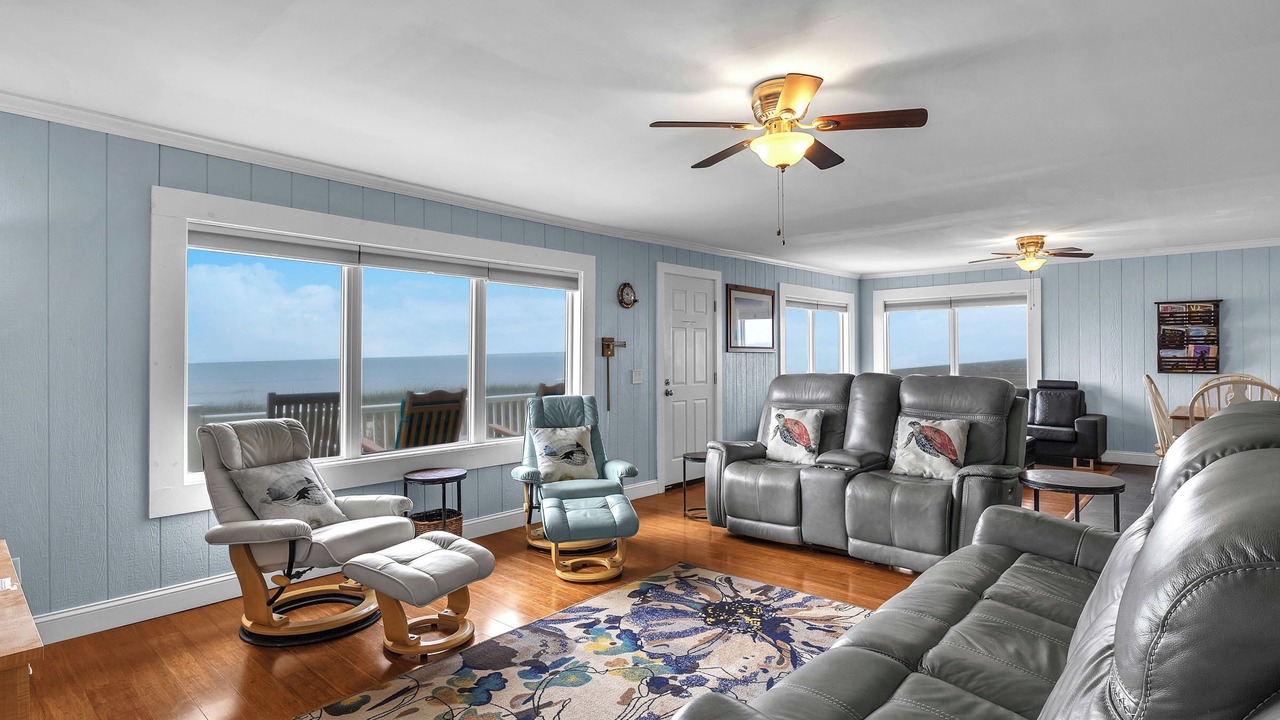 Photo of Bedroom in Oak Island