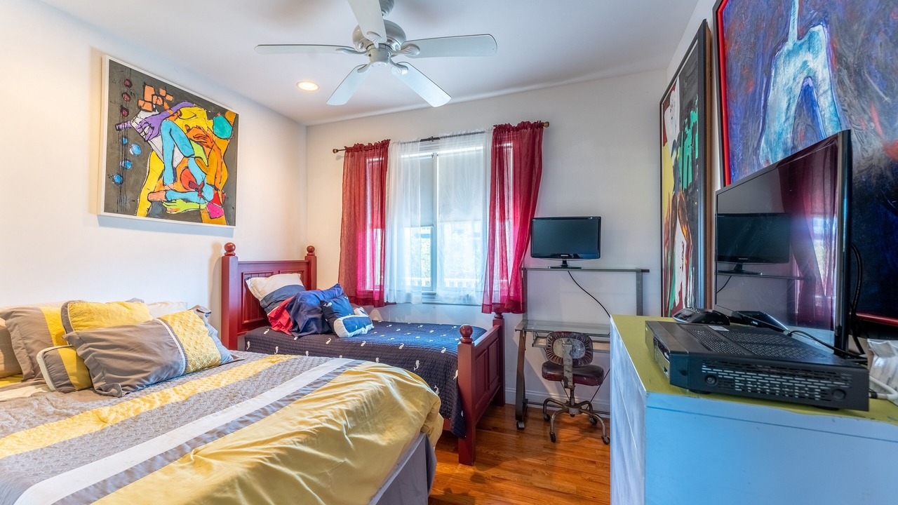Photo of Bedroom in West Hampton Dunes