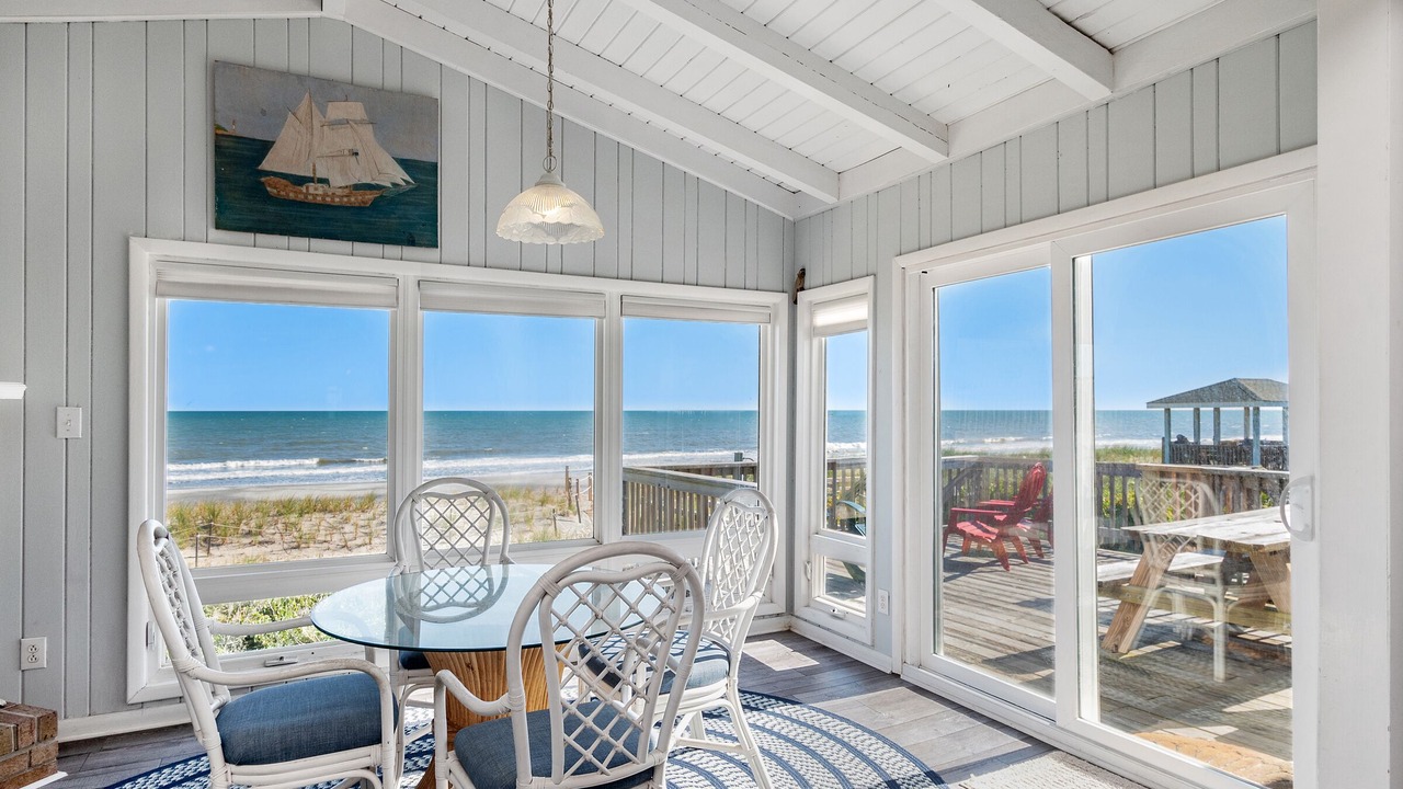 Photo of Bedroom in Oak Island