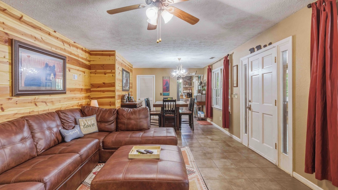 Photo of Bedroom in Clarkesville