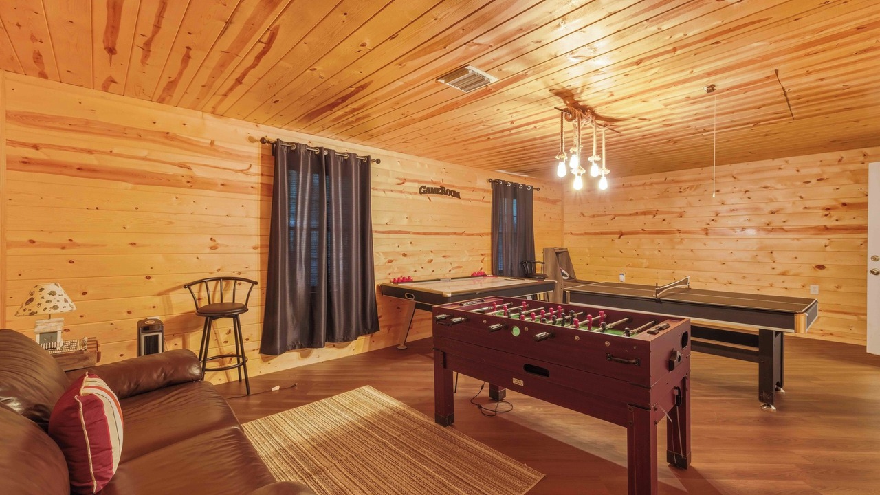 Photo of Bedroom in Clarkesville
