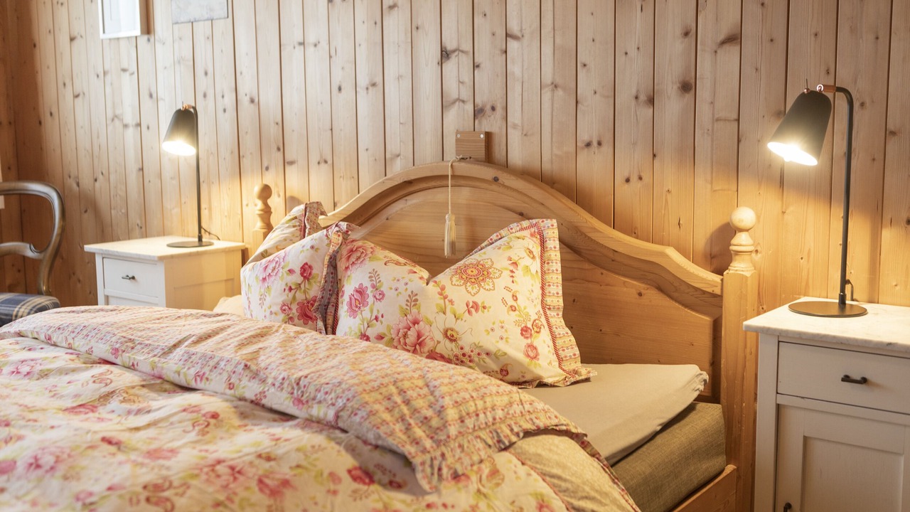 Photo of Bedroom in Reute