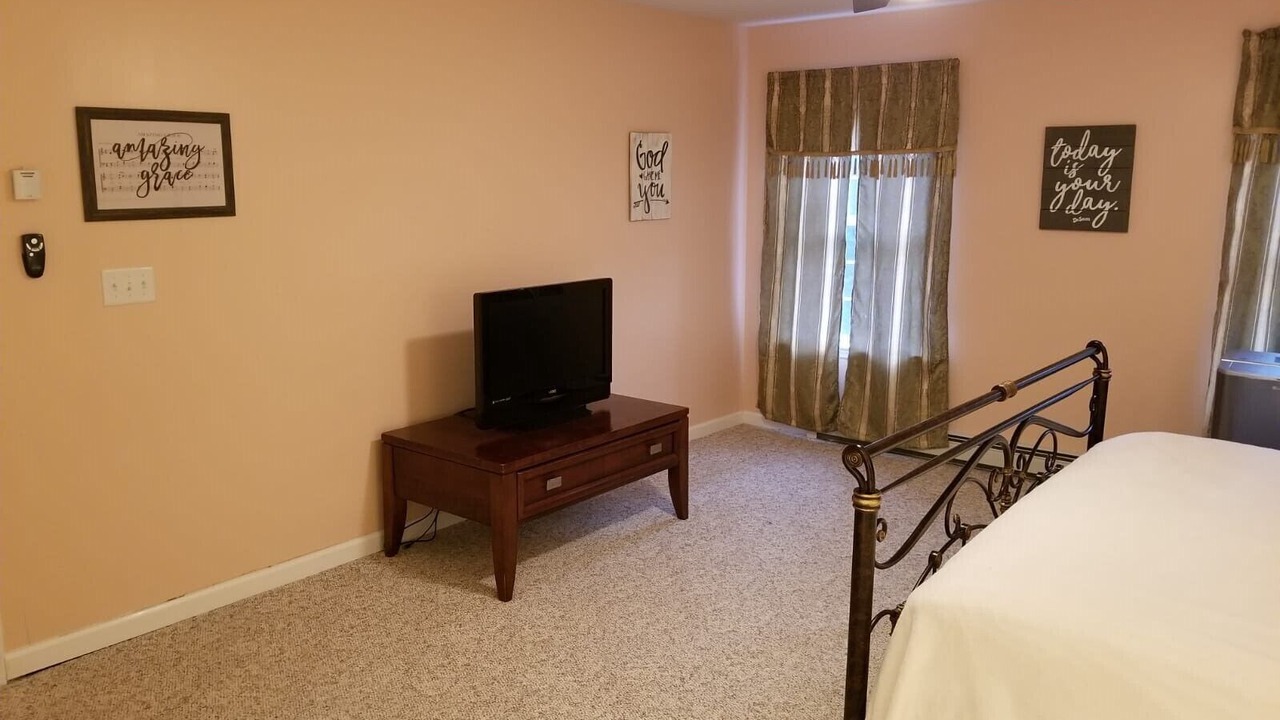 Photo of Bedroom in Downsville