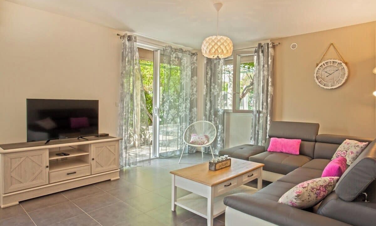 Photo of Livingroom in Biguglia