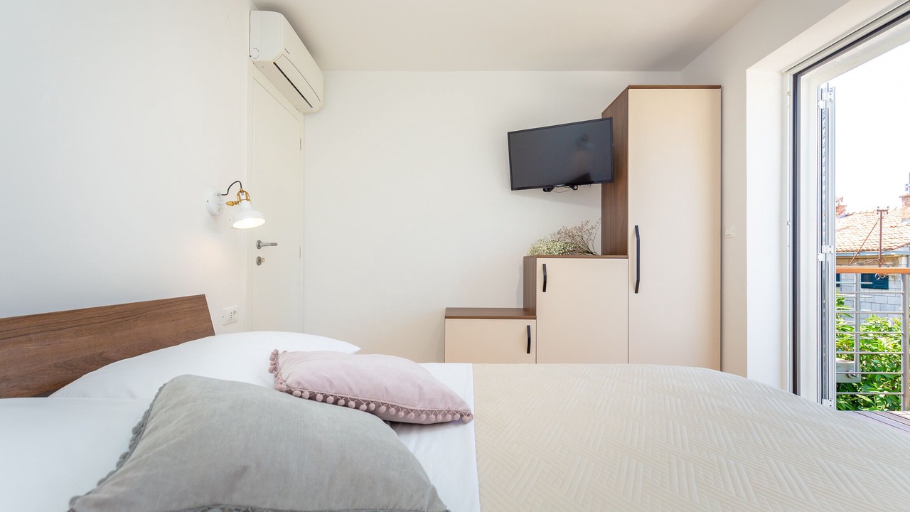 Photo of Bedroom in Gornji Kono
