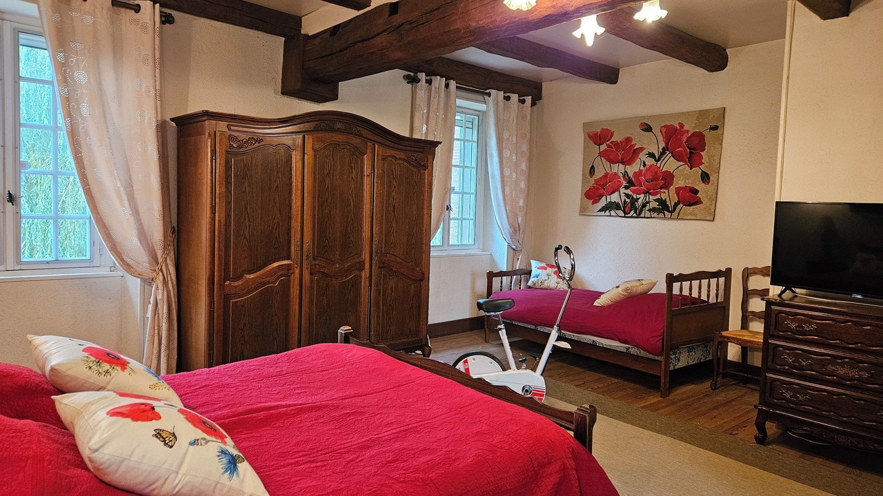 Photo of Bedroom in Andelot-Blancheville