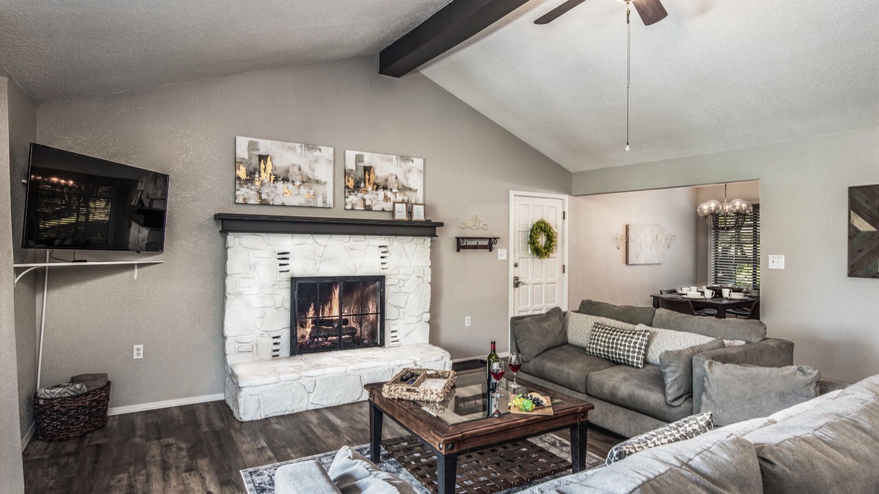 Photo of Livingroom in Ruidoso