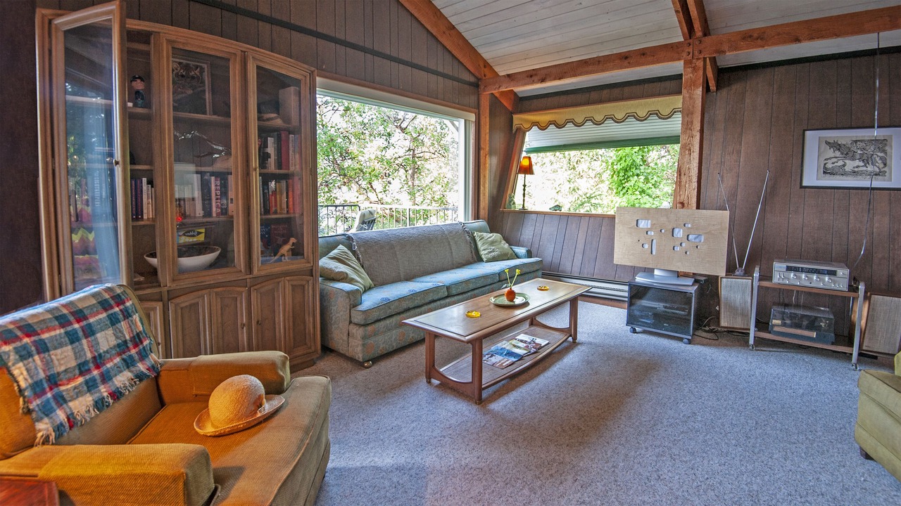 Photo of Livingroom in Eldon