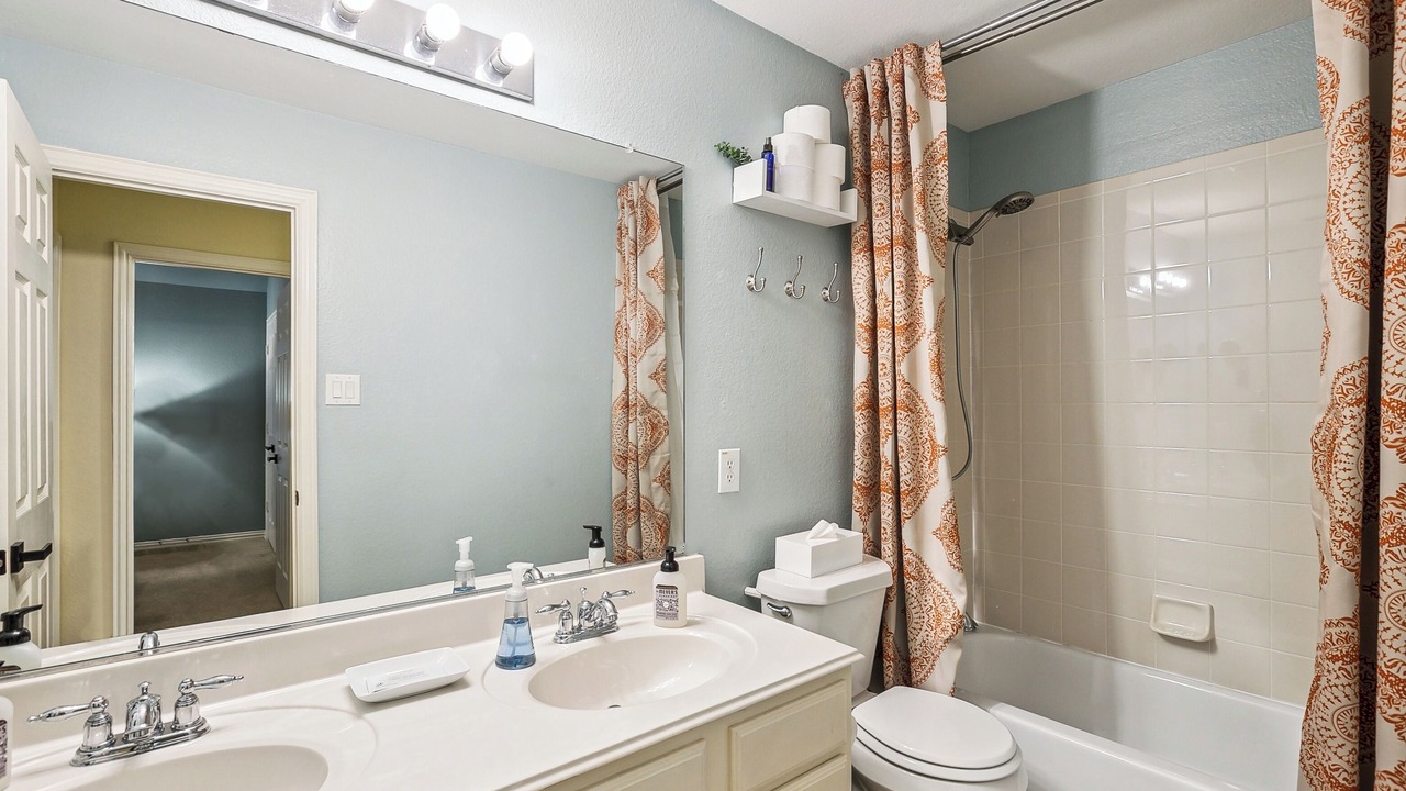 Photo of Bathroom in North Richland Hills