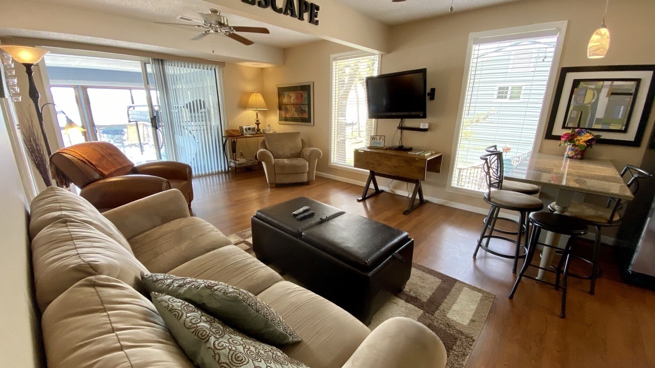Photo of Bedroom in Cartwright Cove
