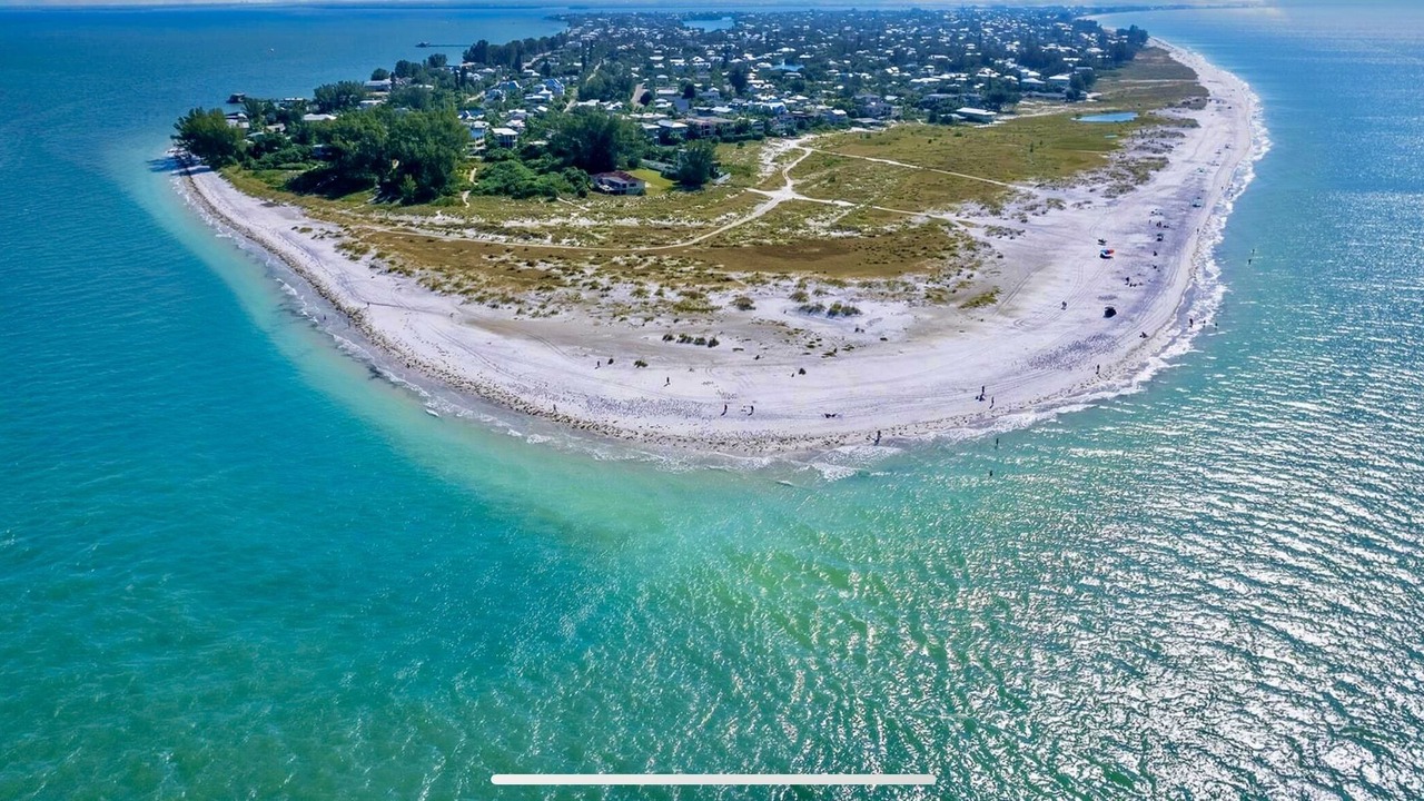 Photo of Others in Anna Maria