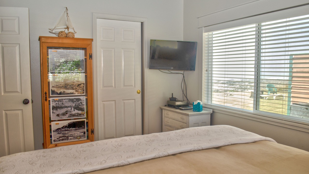 Photo of Bedroom in Yachats