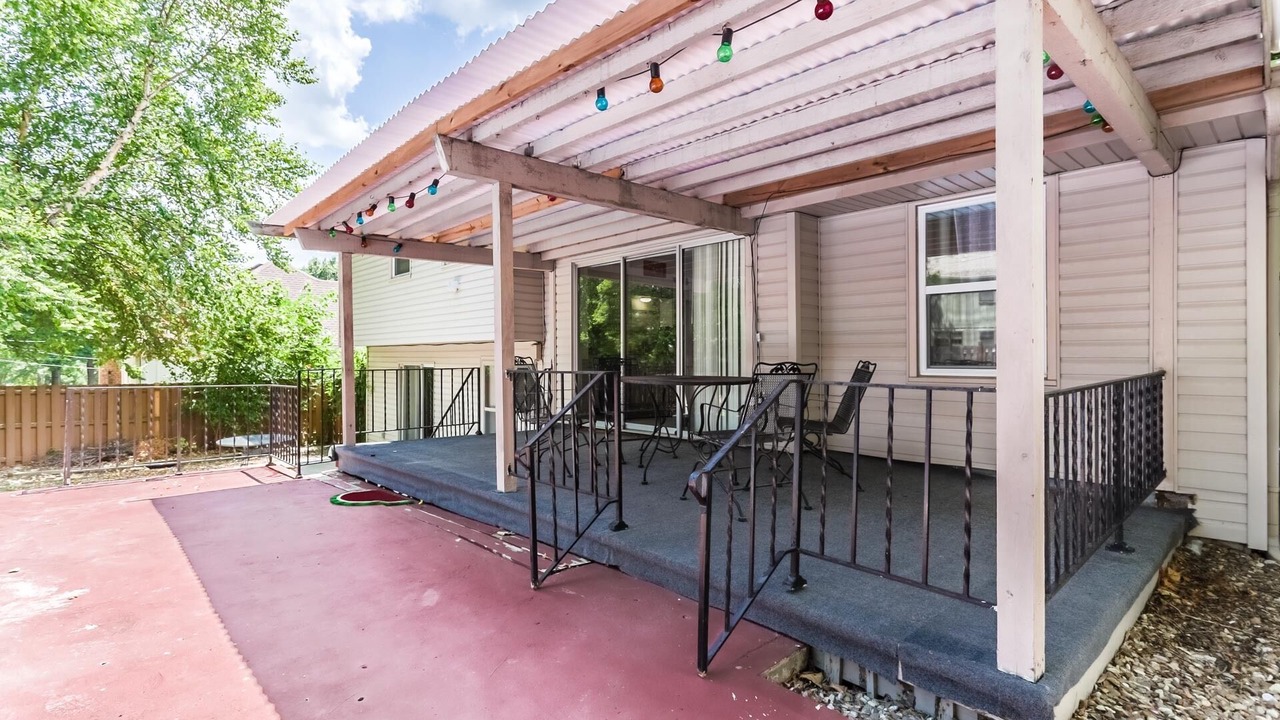Photo of Patio Balcony in Overland Park