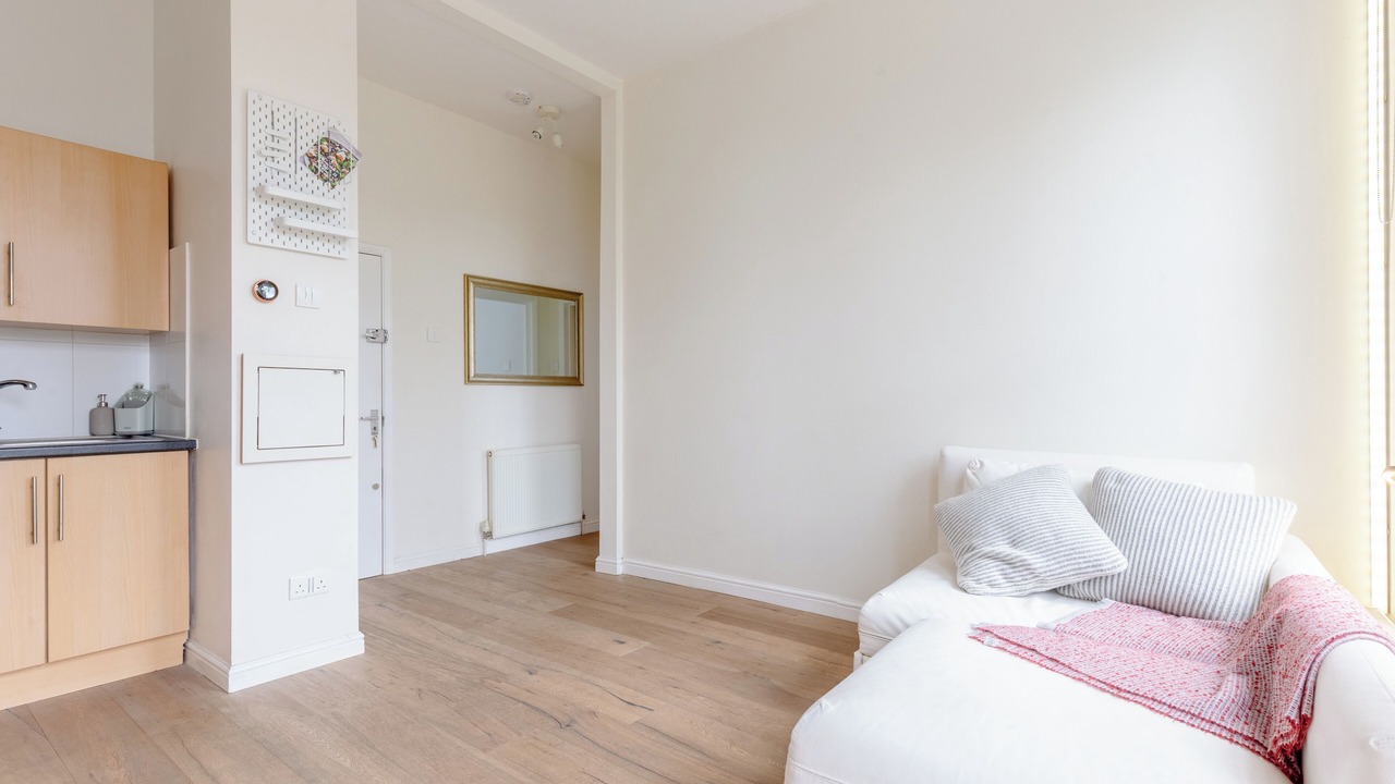 Photo of Others in Fortune Green