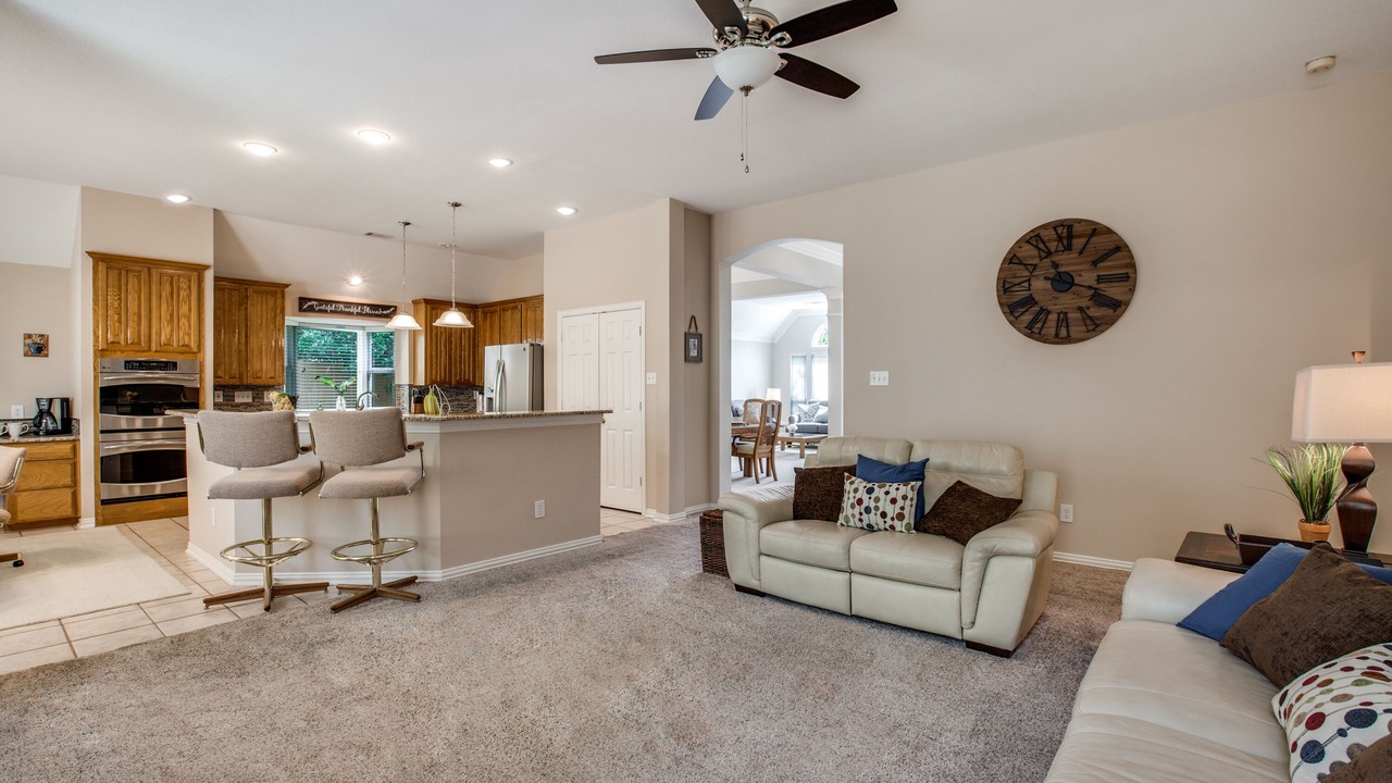 Photo of Livingroom in North Arlington