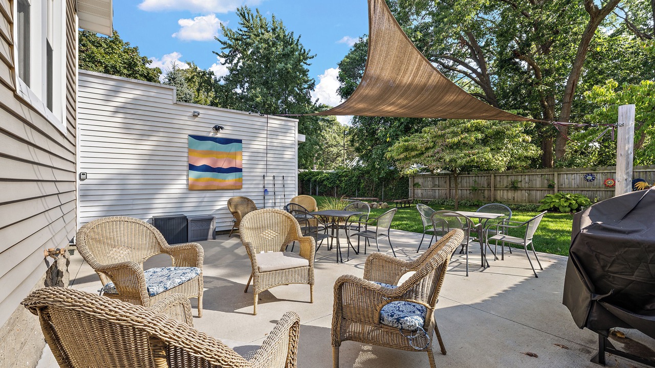 Photo of Outdoor in Lakeside