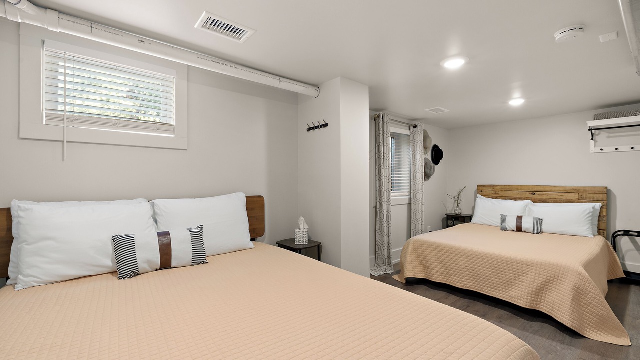 Photo of Bedroom in Lakeside