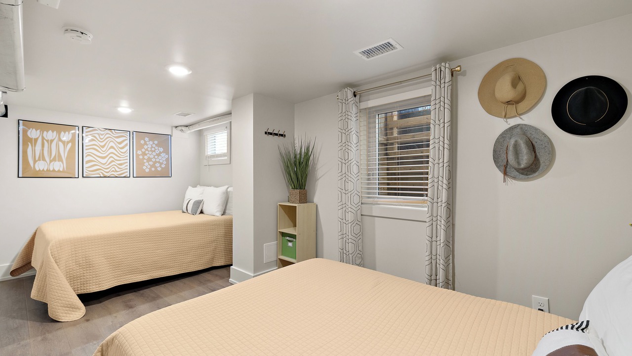 Photo of Bedroom in Lakeside