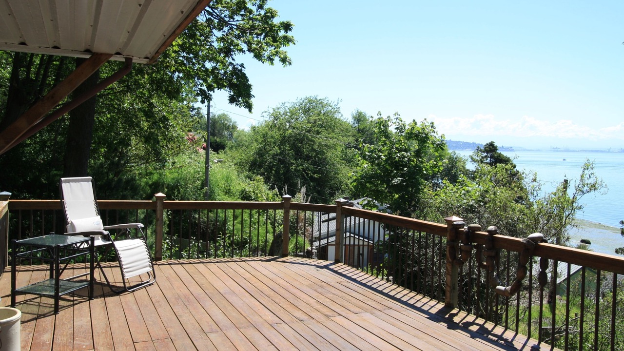 Photo of Patio Balcony in Vashon Island