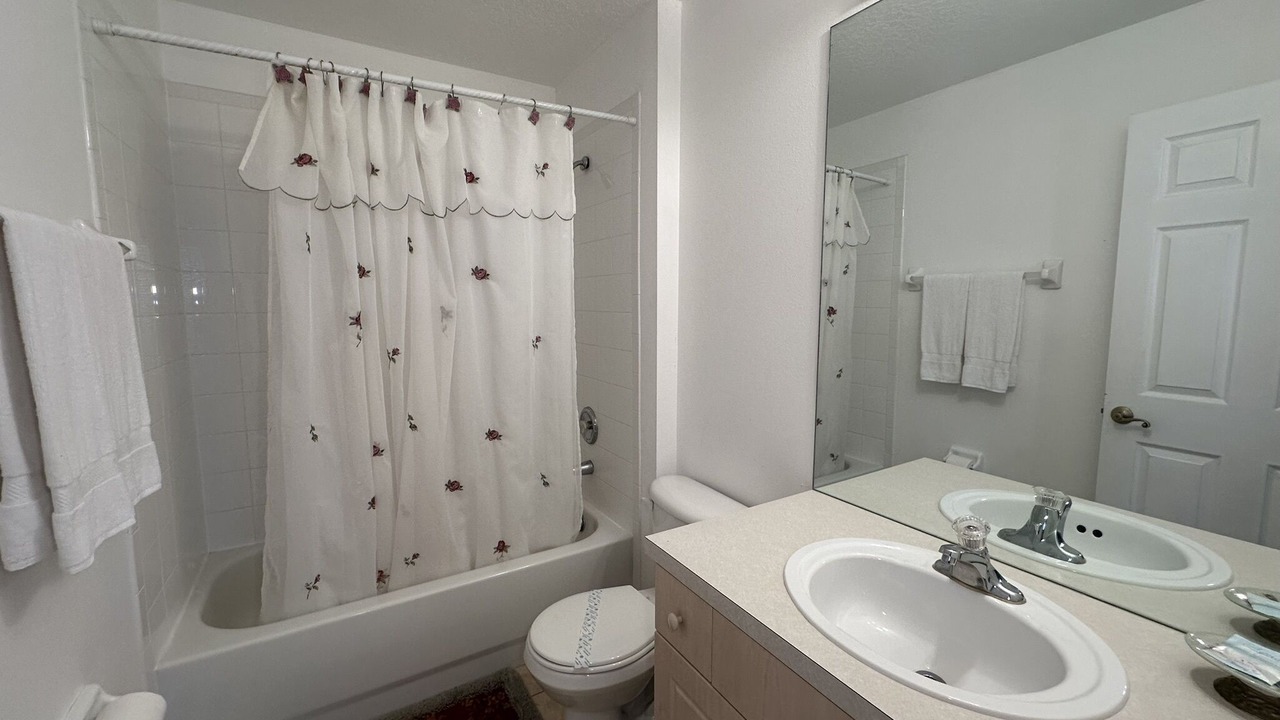 Photo of Bathroom in Windsor Palms